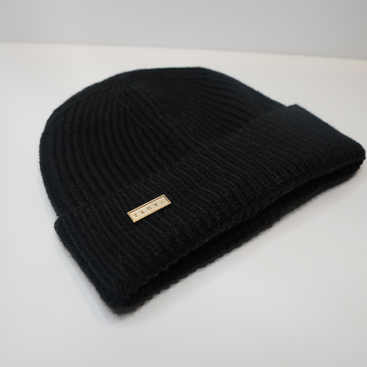 VXNTA Gold Logo Knit Ribbed Beanie