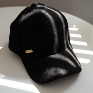 VXNTA Gold Logo Cap - Black